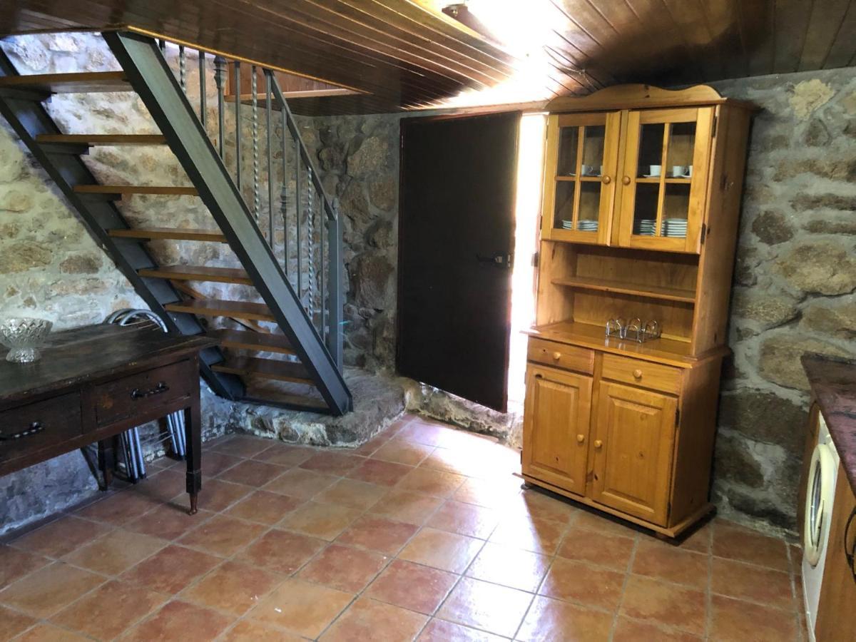 Casa Pedragude. Turismo Rural. Pantón Esterno foto